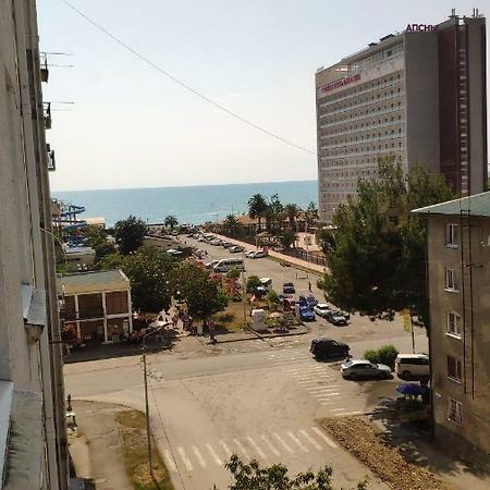 Улица Абазгаа Апартаменты Gagra Exterior foto