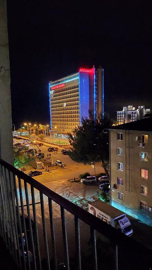Улица Абазгаа Апартаменты Gagra Exterior foto
